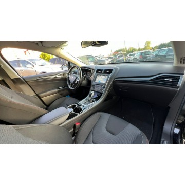 Ford Mondeo 2017,  2.0 diesel, automat - Na sprzedaż za 49 900 zł - Świdnica - zdjęcie 10