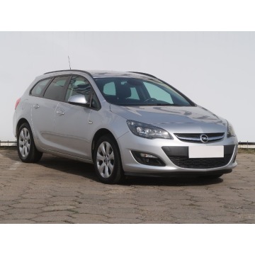 Opel Astra 1.6 CDTI (110KM), 2015