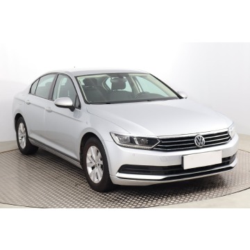 VW Passat 2.0 TDI (150KM), 2017