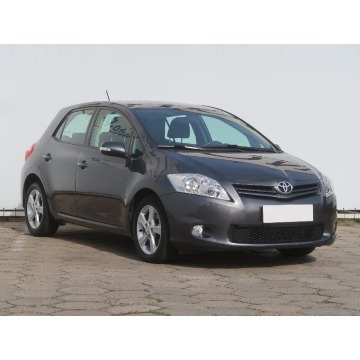 Toyota Auris 1.6 Valvematic (132KM), 2012