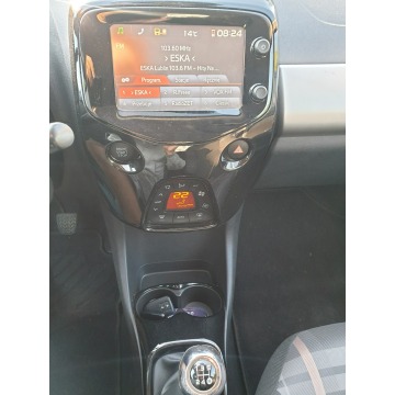Peugeot 108  Hatchback 2014,  1.2 benzyna - Na sprzedaż za 25 900 zł - Lublin - zdjęcie 11