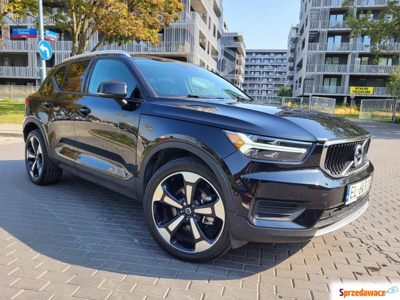 Volvo XC40  Terenowy 2020,  2.0 benzyna - Na sprzedaż za 115 900 zł - Warszawa