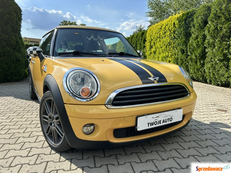 Mini ONE  Hatchback 2009,  1.4 benzyna - Na sprzedaż za 16 800 zł - Tarnów