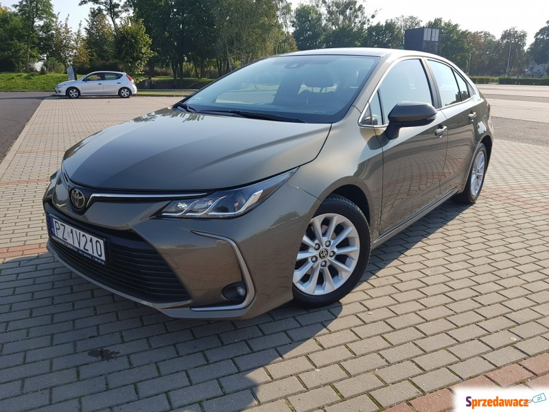 Toyota Corolla  Sedan/Limuzyna 2022,  1.5 benzyna - Na sprzedaż za 74 900 zł - Włocławek