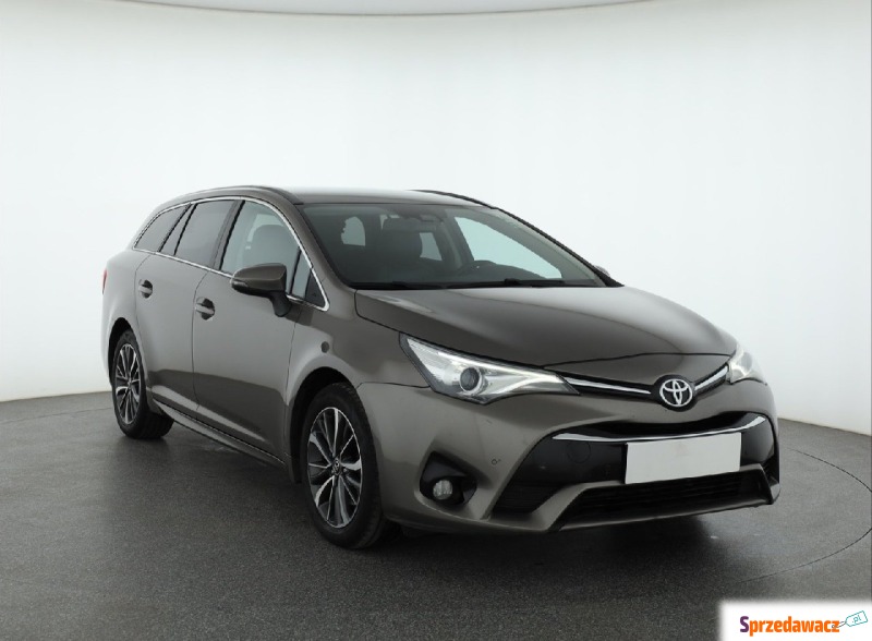 Toyota Avensis 2.0 D-4D (143KM), 2017 - Samochody osobowe - Piaseczno