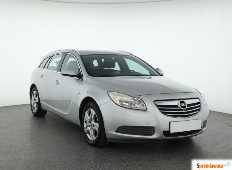 Opel Insignia 2.0 CDTI (131KM), 2010 - Samochody osobowe - Piaseczno