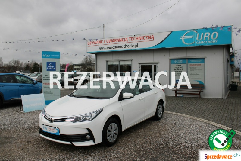 Toyota Corolla  Sedan/Limuzyna 2018,  1.4 benzyna - Na sprzedaż za 49 900 zł - Warszawa