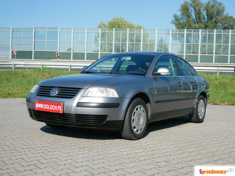 Volkswagen Passat  Sedan/Limuzyna 2005,  1.6 benzyna - Na sprzedaż za 10 800 zł - Goczałkowice-Zdrój