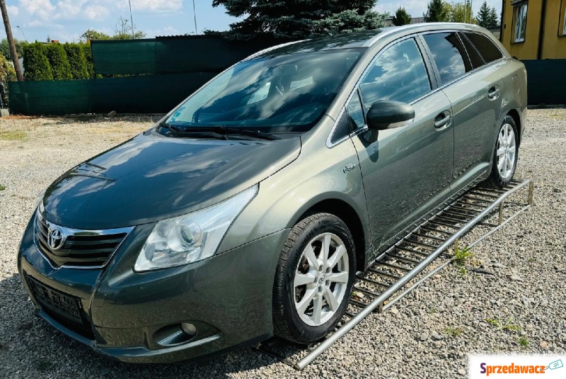 TOYOTA AVENSIS BREAK 2.2 D-CAT 177KM FAKTURA... - Samochody osobowe - Nisko