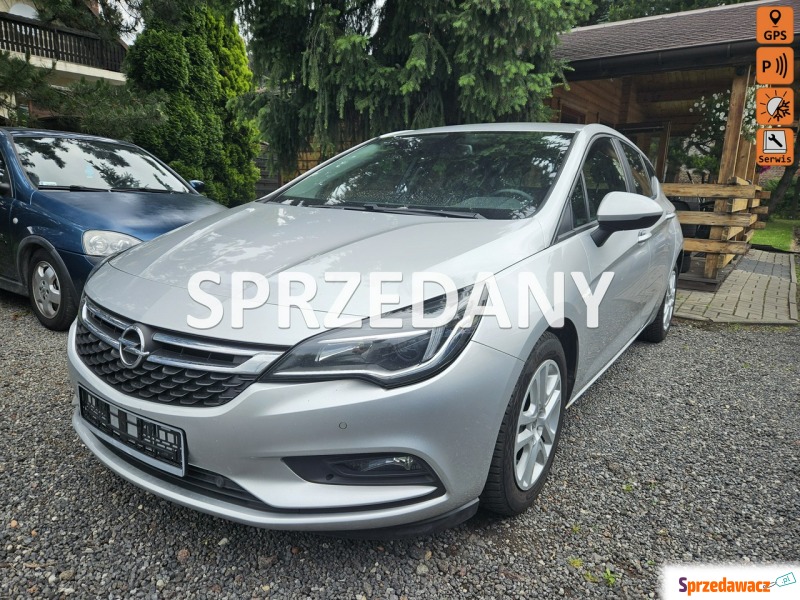 Opel Astra  Hatchback 2017,  1.6 diesel - Na sprzedaż za 39 900 zł - Ruda Śląska