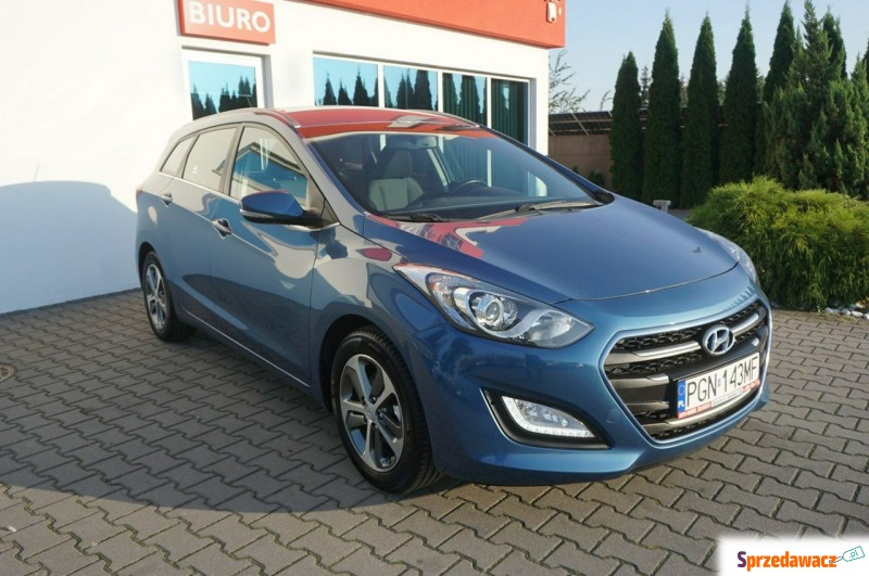 Hyundai i30 2016,  1.6 benzyna - Na sprzedaż za 45 900 zł - Gniezno