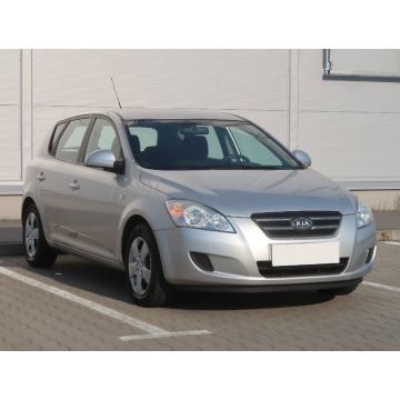 Kia Ceed 1.4 CVVT (109KM), 2008