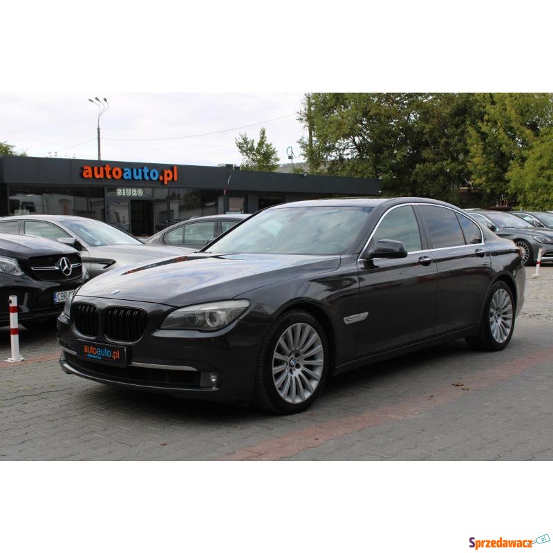 BMW Seria 7  Sedan/Limuzyna 2009,  3.0 diesel - Na sprzedaż za 60 000 zł - Warszawa