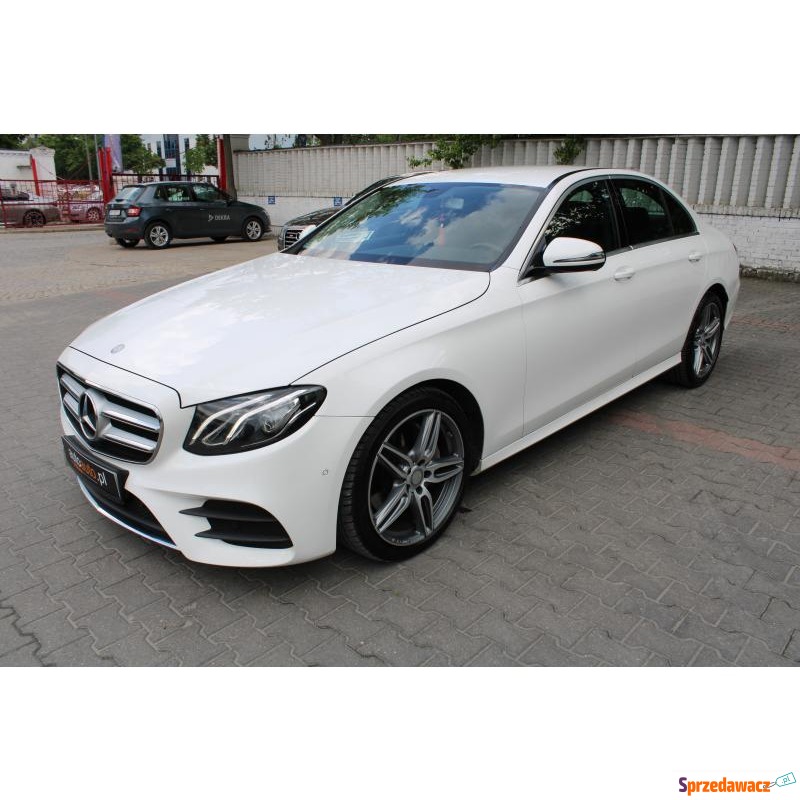 Mercedes - Benz E-klasa  Sedan/Limuzyna 2016,  2.0 diesel - Na sprzedaż za 159 900 zł - Warszawa