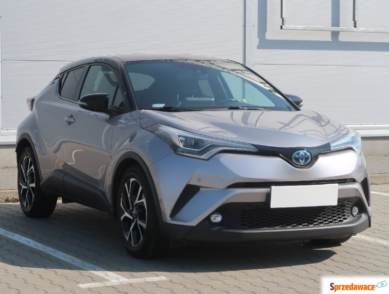 Toyota C-HR  SUV 2017,  1.8 benzyna - Na sprzedaż za 81 999 zł - Rumia