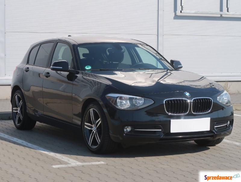 BMW Seria 1  Hatchback 2012,  1.6 benzyna - Na sprzedaż za 31 999 zł - Elbląg