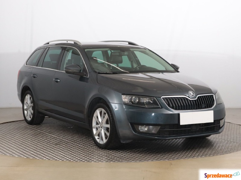 Skoda Octavia  Kombi 2014,  1.8 benzyna - Na sprzedaż za 41 999 zł - Zabrze