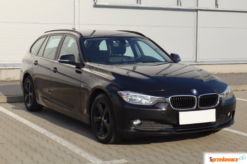 BMW Seria 3  Kombi 2014,  2.0 diesel - Na sprzedaż za 40 999 zł - Rzeszów