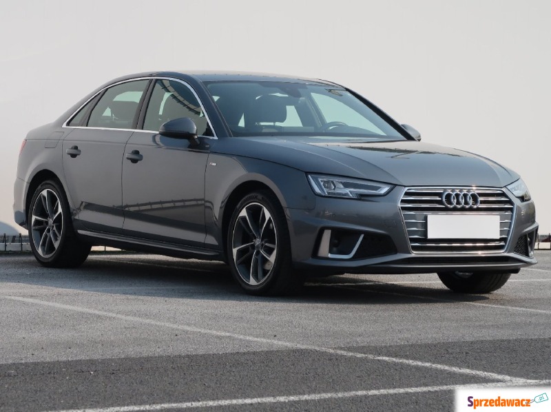 Audi A4  Liftback 2019,  2.0 benzyna - Na sprzedaż za 99 999 zł - Lublin