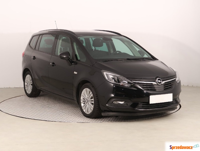 Opel Zafira  SUV 2018,  2.0 diesel - Na sprzedaż za 54 999 zł - Gdynia