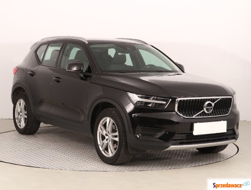 Volvo XC40  SUV 2019,  1.5 benzyna - Na sprzedaż za 115 999 zł - Kraków