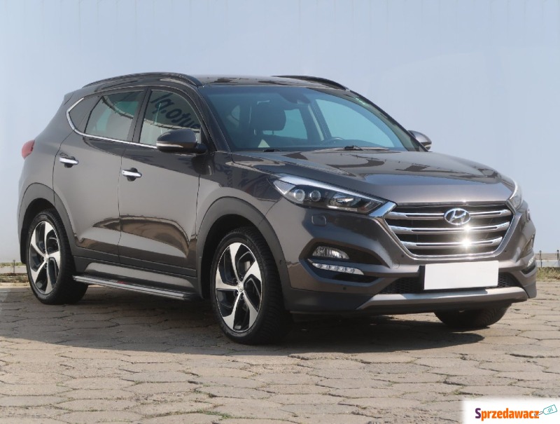 Hyundai Tucson  SUV 2015,  1.6 benzyna - Na sprzedaż za 79 999 zł - Łódź