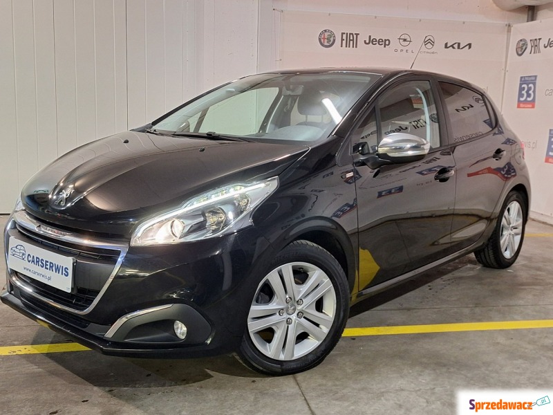 Peugeot 208  Hatchback 2016,  1.2 benzyna - Na sprzedaż za 34 800 zł - Warszawa