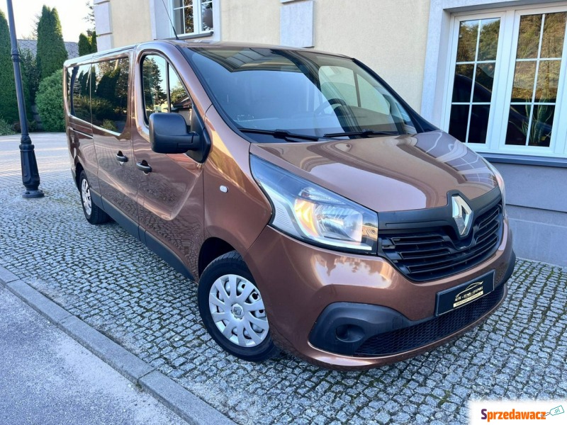 Renault Trafic - Bardzo dobry stan, Na 9 osób - Samochody osobowe - Chlewice