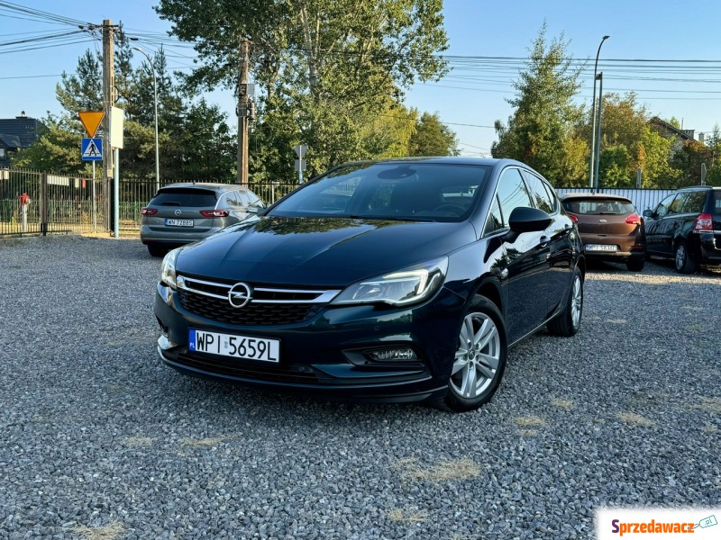 Opel Astra  Hatchback 2017,  1.4 benzyna - Na sprzedaż za 42 500 zł - Gołków