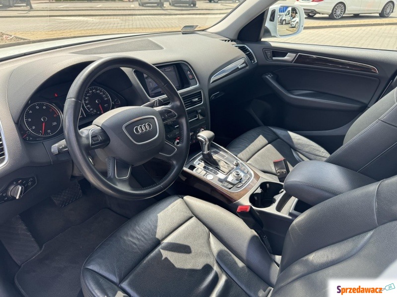 Audi Q5 2014,  2.0 benzyna - Na sprzedaż za 67 700 zł - Janki