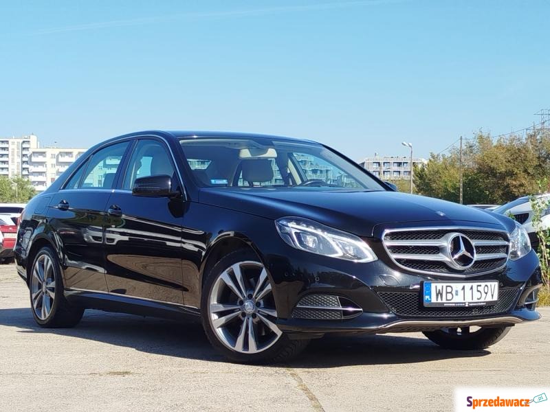 Mercedes - Benz E-klasa  Sedan/Limuzyna 2015,  2.2 diesel - Na sprzedaż za 65 000 zł - Warszawa