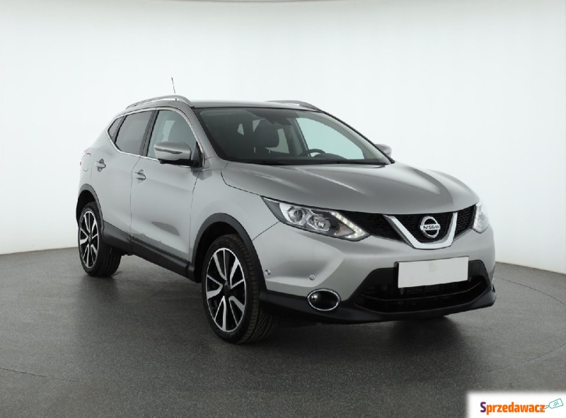 Nissan Qashqai  SUV 2016,  1.2 benzyna - Na sprzedaż za 68 999 zł - Piaseczno