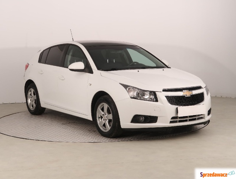 Chevrolet Cruze  Hatchback 2012,  1.8 benzyna - Na sprzedaż za 23 999 zł - Lublin