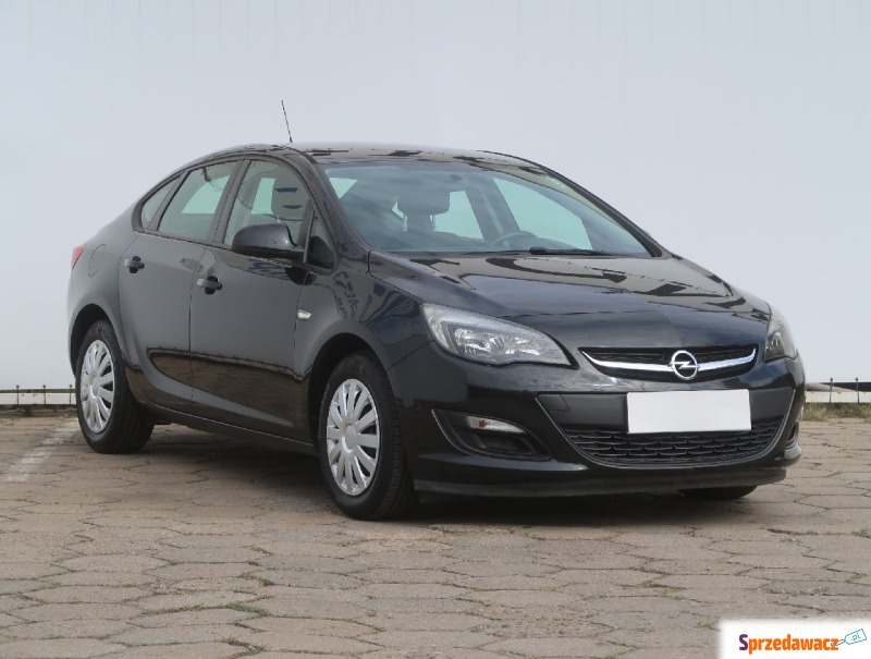 Opel Astra  Liftback 2014,  1.4 benzyna - Na sprzedaż za 29 999 zł - Łódź