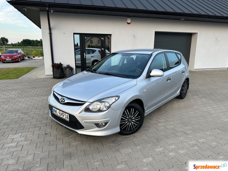 Hyundai i30 2011,  1.4 benzyna - Na sprzedaż za 17 900 zł - Ponikiew Duża