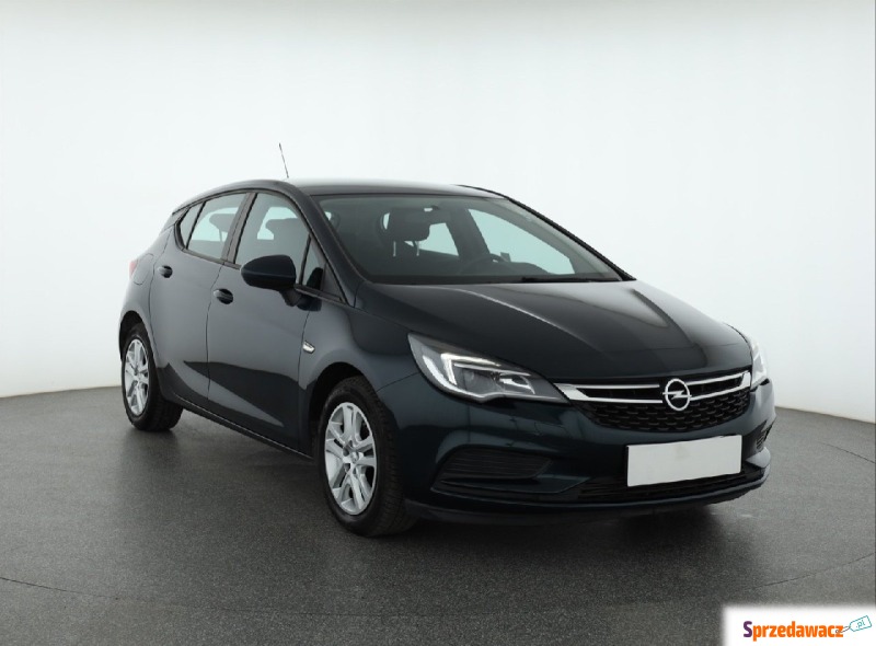 Opel Astra  Hatchback 2017,  1.4 benzyna - Na sprzedaż za 46 999 zł - Piaseczno