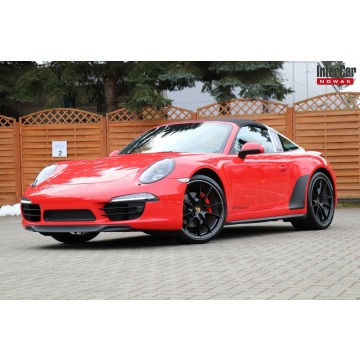 Porsche 911 Targa 4 3.4L 350 KM