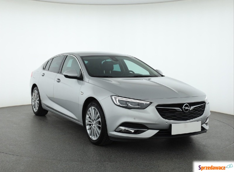 Opel Insignia  Hatchback 2019,  1.5 benzyna - Na sprzedaż za 77 999 zł - Piaseczno