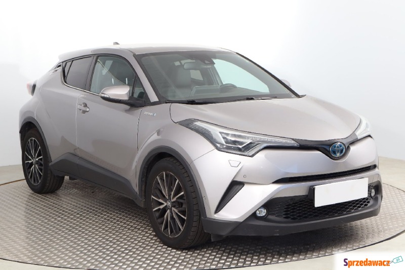 Toyota C-HR  SUV 2017,  1.8 benzyna - Na sprzedaż za 85 999 zł - Bielany Wrocławskie