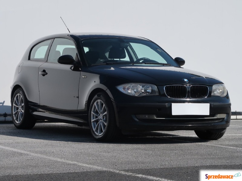 BMW Seria 1  Hatchback 2008,  1.6 benzyna - Na sprzedaż za 17 999 zł - Lublin