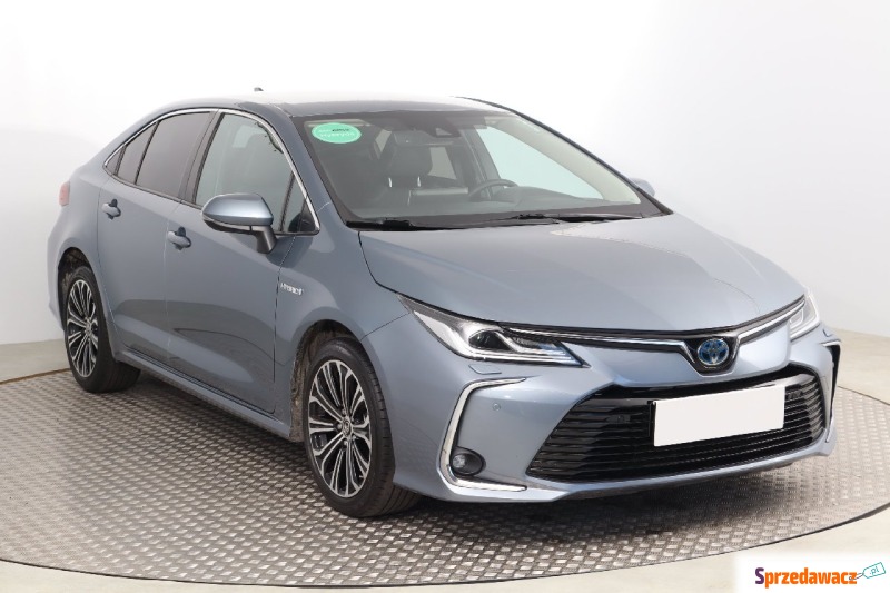 Toyota Corolla  Liftback 2019,  1.8 benzyna - Na sprzedaż za 87 999 zł - Bielany Wrocławskie