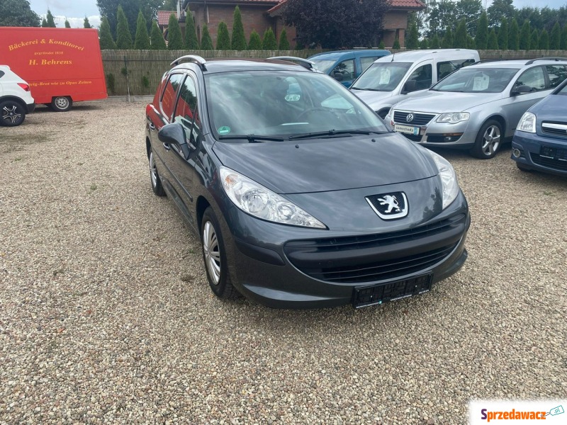 Peugeot 207 2009,  1.4 benzyna - Na sprzedaż za 11 900 zł - Białogard