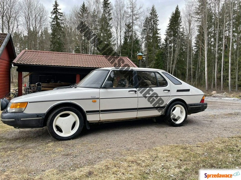 Saab 900 1992,  2.0 benzyna - Na sprzedaż za 11 300 zł - Kiczyce