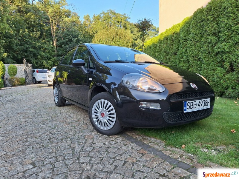 Fiat Punto 2012  Hatchback 2012,  1.4 benzyna - Na sprzedaż za 19 900 zł - Siewierz