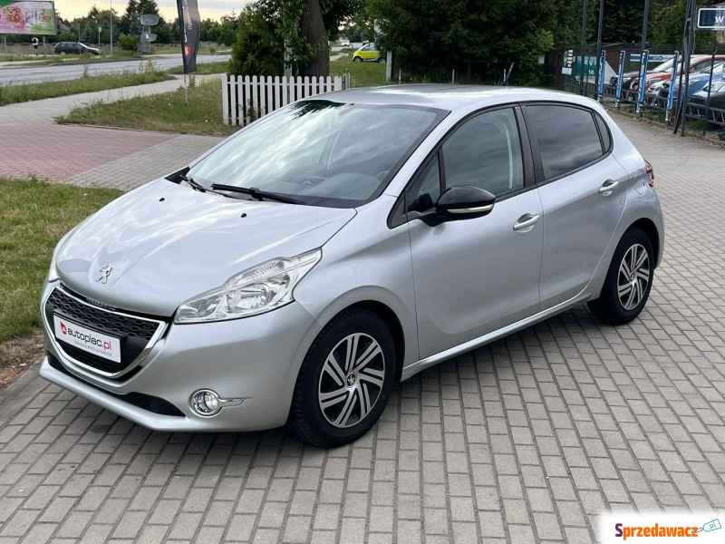 Peugeot 208  Hatchback 2012,  1.4 diesel - Na sprzedaż za 24 900 zł - Czechy