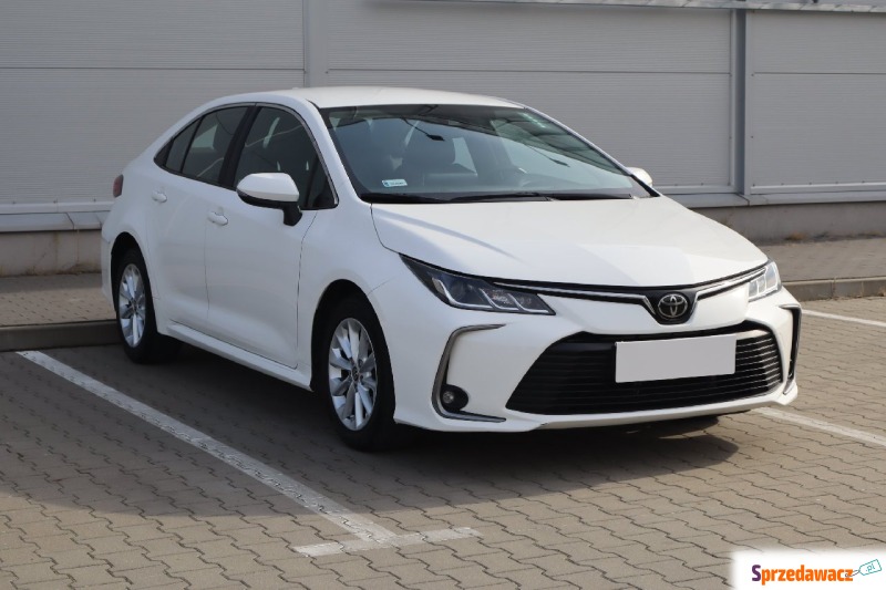 Toyota Corolla  Liftback 2022,  1.5 benzyna - Na sprzedaż za 71 999 zł - Sandomierz