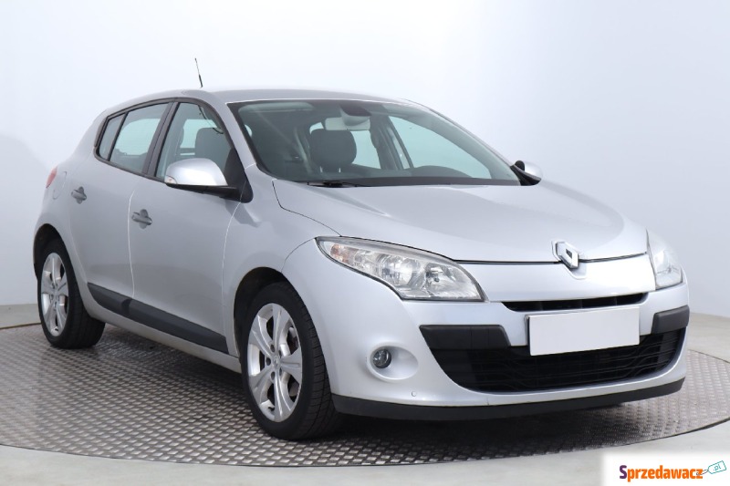 Renault Megane  Hatchback 2010,  2.0 benzyna+LPG - Na sprzedaż za 26 999 zł - Kalisz