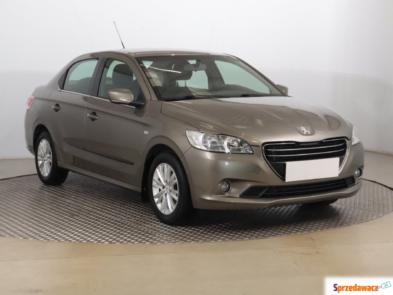 Peugeot 301  Liftback 2013,  1.6 benzyna+LPG - Na sprzedaż za 25 999 zł - Zabrze