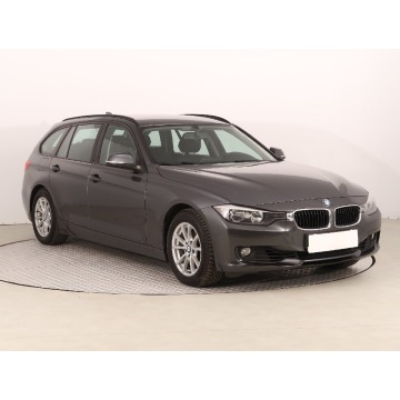 BMW 3 320 i (184KM), 2013