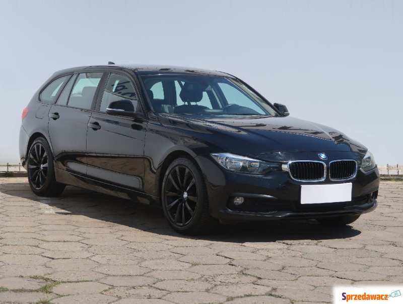 BMW Seria 3  Kombi 2017,  2.0 diesel - Na sprzedaż za 57 999 zł - Katowice